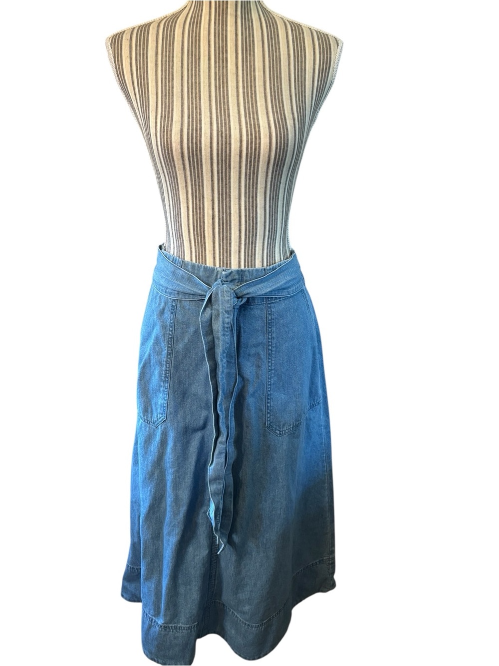 Universal Thread Denim Skirt Size 6 Light Blue Tie-Waist Belt Midi A-Line Jean - Picture 2 of 12